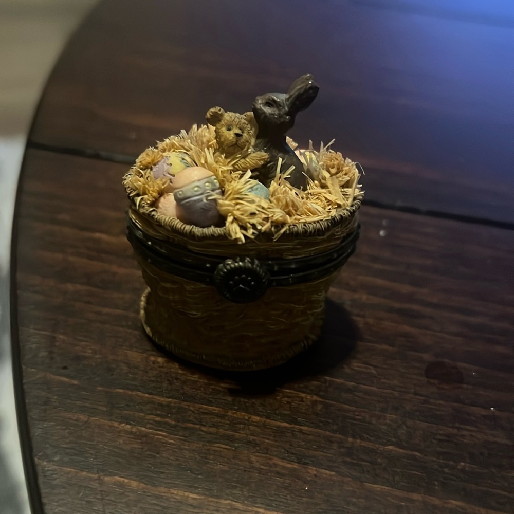 Boyd’s bear and friends uncle beans treasure box